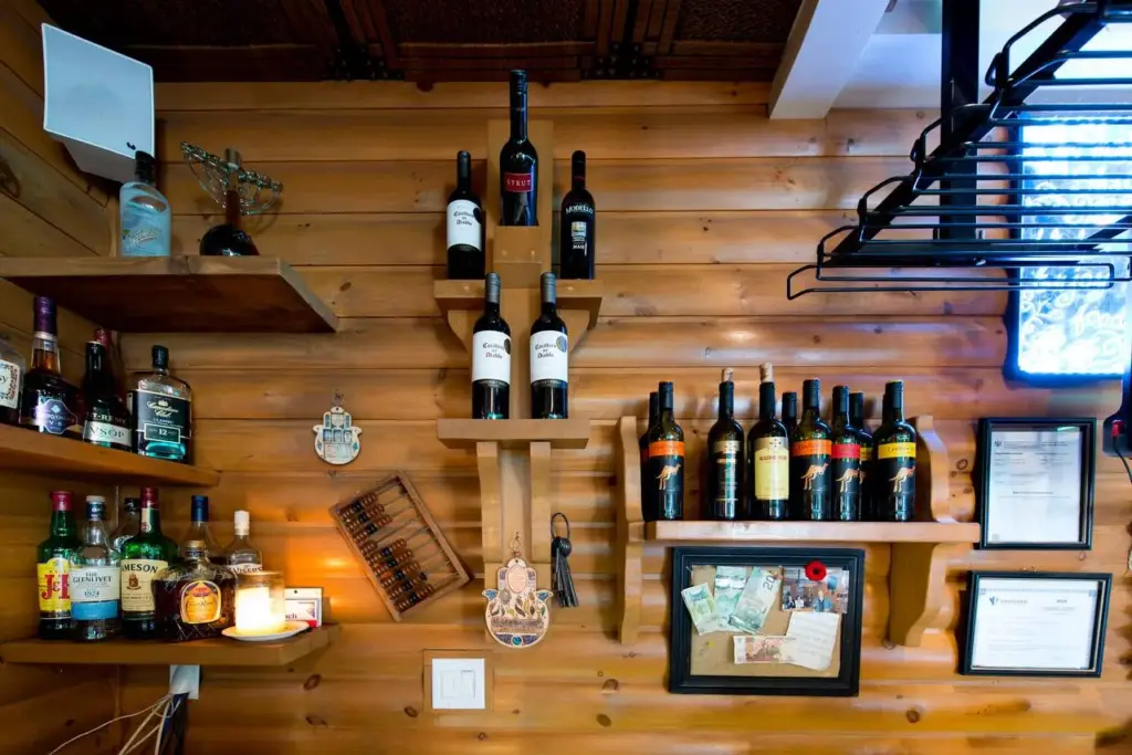 photo_5163396141679315732_y